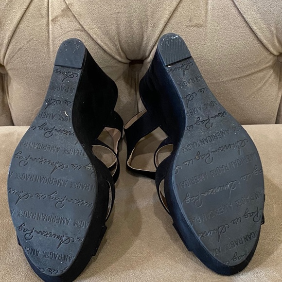 Black Platform - Picture 6 of 6